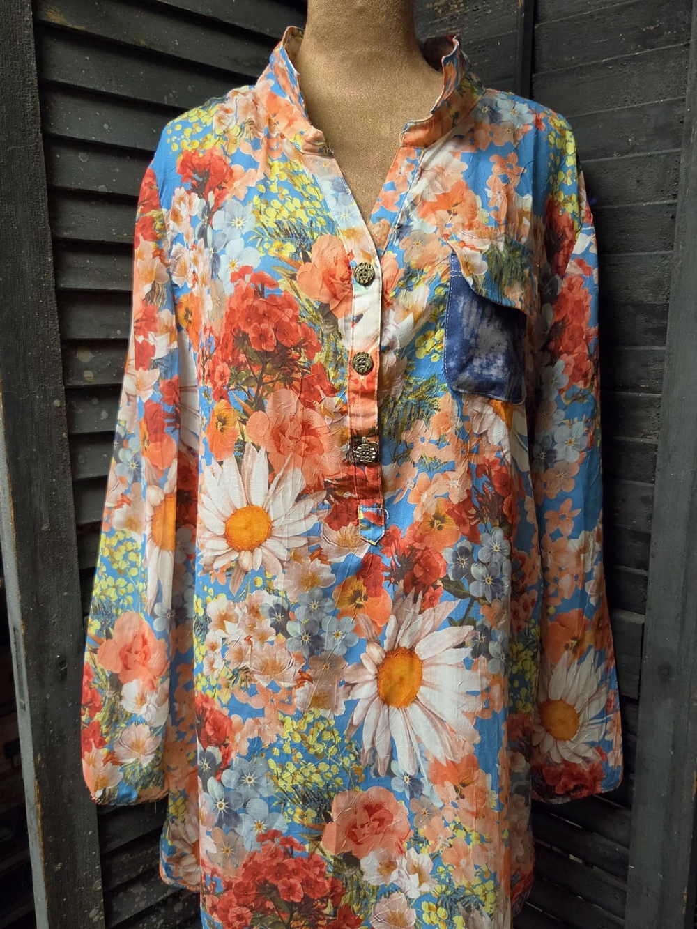 Simply Couture Floral Button-Front Tunic - Blue & Coral